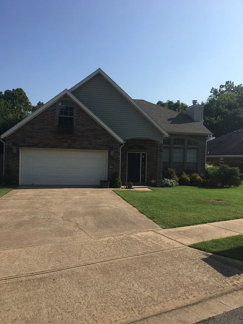Beautiful Home In Great Location! — Photo 1