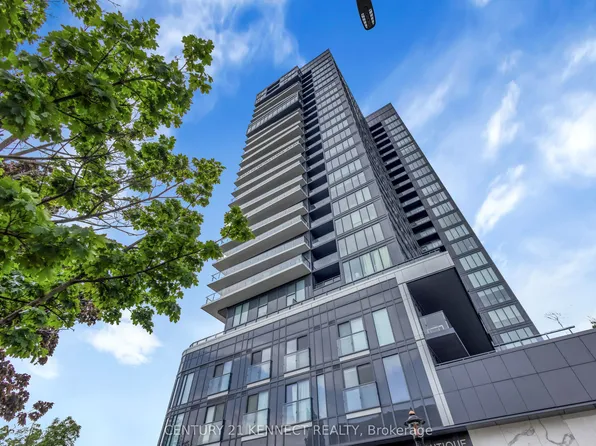 370 Martha St #2004, Burlington, ON L7R 2P7