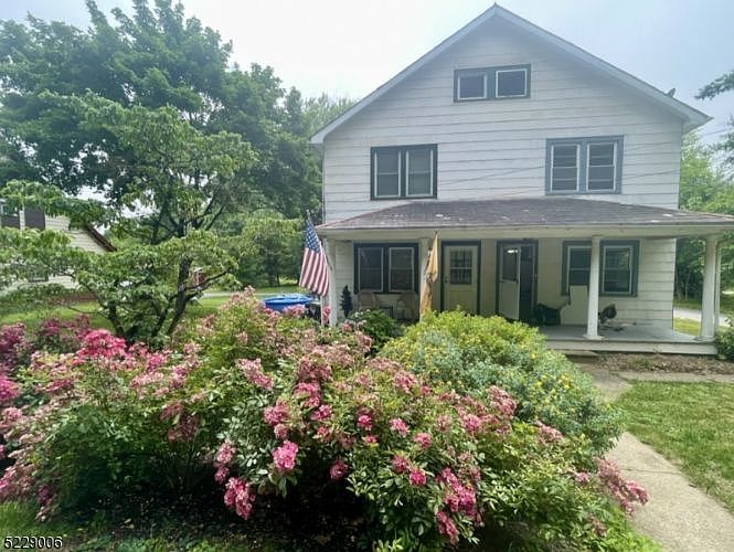 1st image of 546 Milford Frenchtown Rd