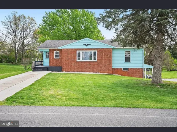 116 Willow Dr, Shippensburg, PA 17257