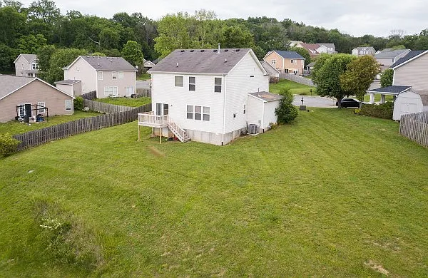 102 Wagon Ct — Photo 4