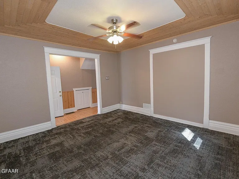 316 N 12th St #2 — Photo 11