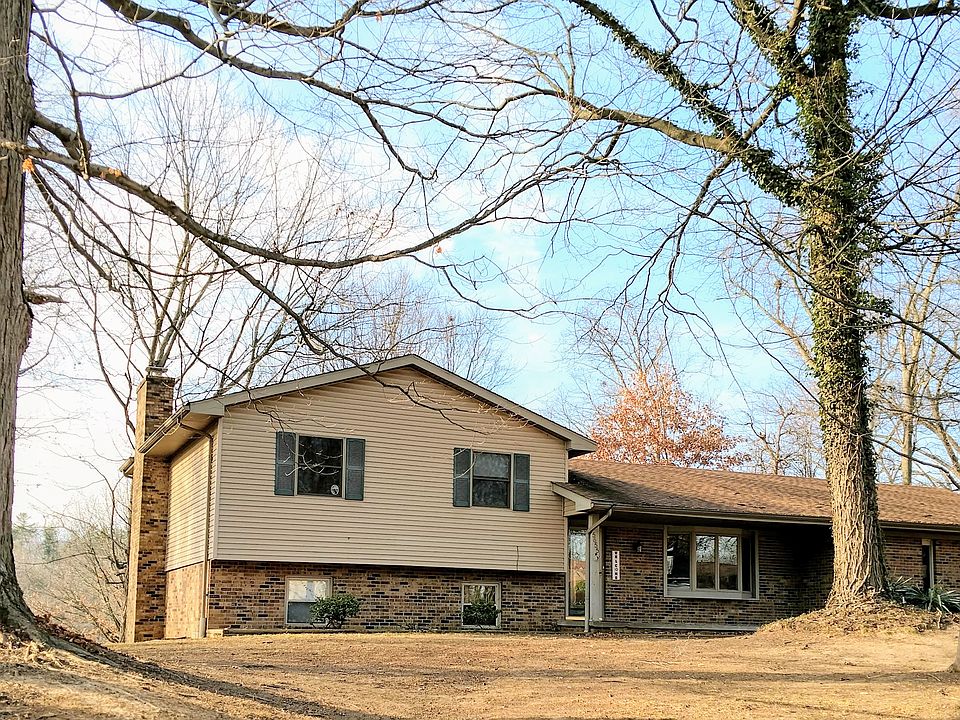 1st image of 5655 Woodlawn Dr