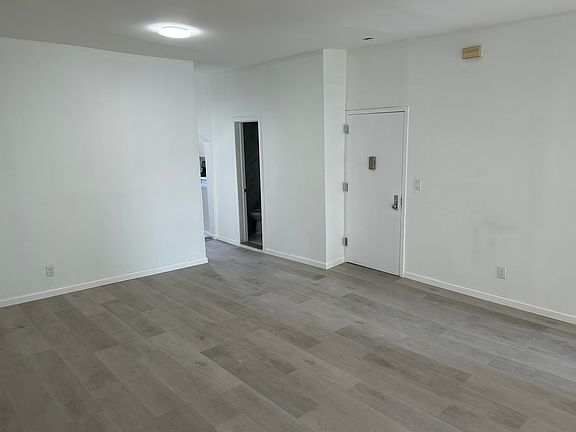 5th image of 55 Rockaway Ave APT 3
