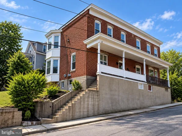 725 N 3rd St, Pottsville, PA 17901