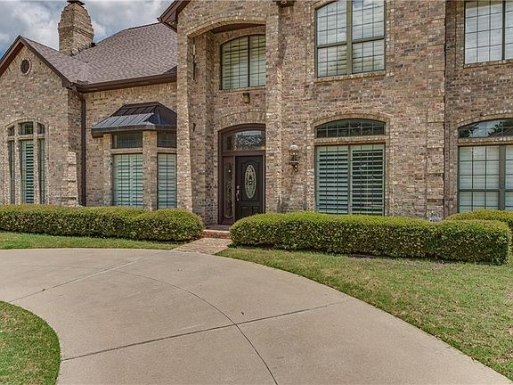 3rd image of 8217 Brownsville Ln