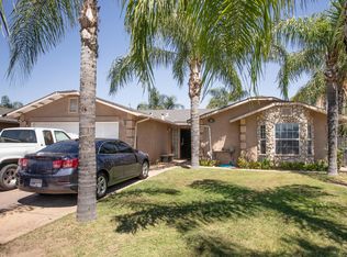 784/784A N Lillie Ave, Dinuba, CA 93618