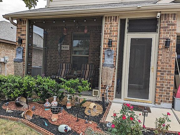 4th image of 625 River Rock Dr