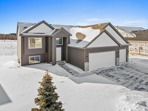 6643 Granby St, North Branch, MN 55056