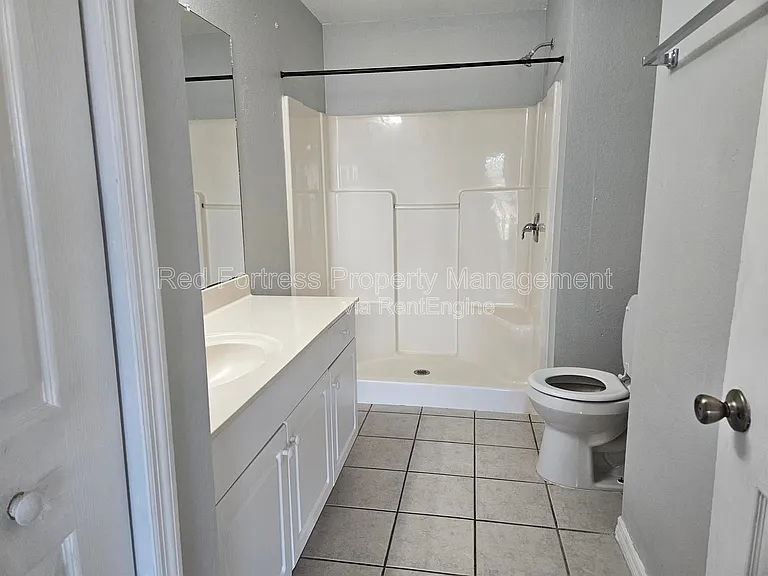 1016 SW 47th Ter #202 — Photo 6
