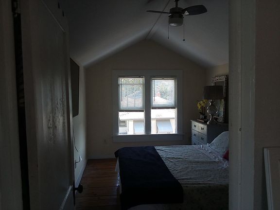 4th image of 627 7th Ave N APT 5