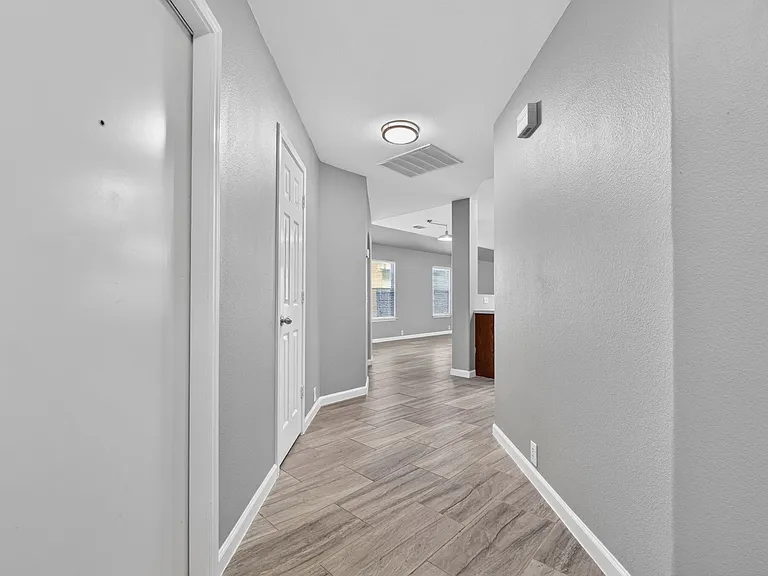 3950 Canyon Pkwy — Photo 17