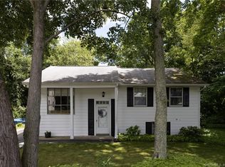 113 Benz St, Ansonia, CT 06401