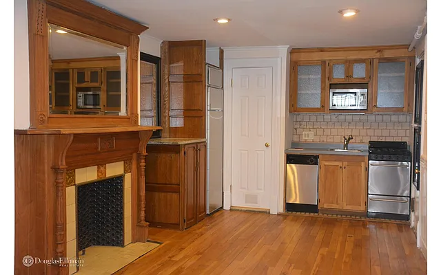 Rented by Douglas Elliman | media 9