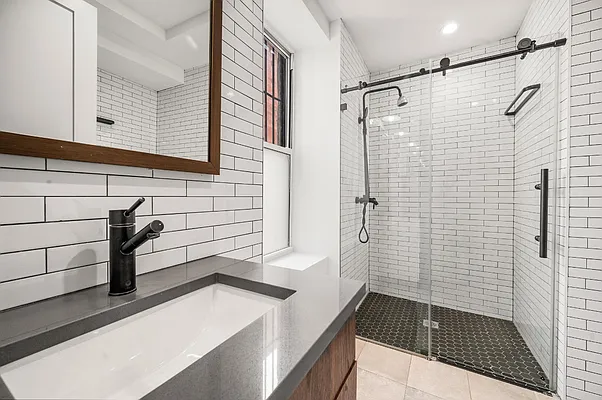 Rented by Canvas Property Group | media 22