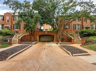 827 Westwood Dr APT 3E, Saint Louis, MO 63105