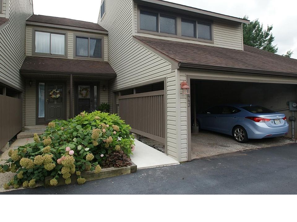 1st image of 443 Bridge St