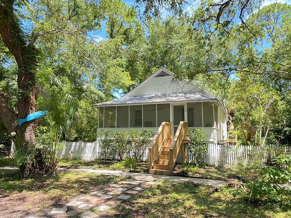 1st image of 39 Apaco St