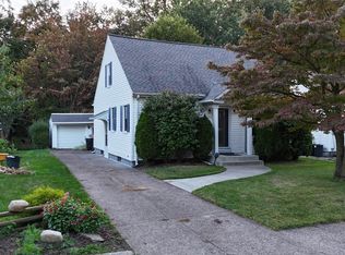 502 Chautauqua Blvd, Erie, PA 16511