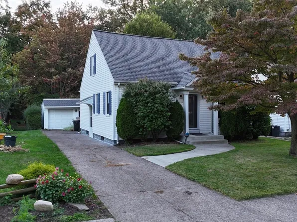 502 Chautauqua Blvd, Erie, PA 16511