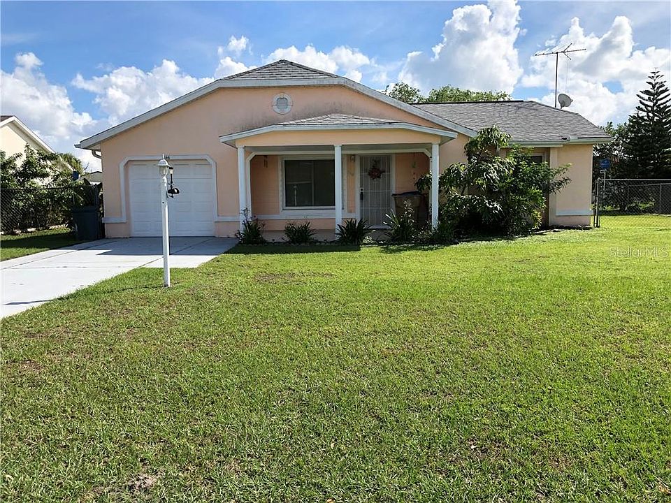 1st image of 146 Acapulco Dr
