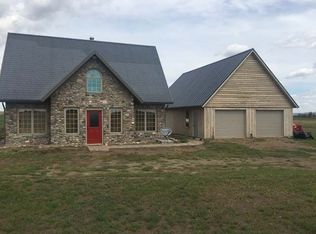 2375 Harmon Ln N, Mandan, ND 58554