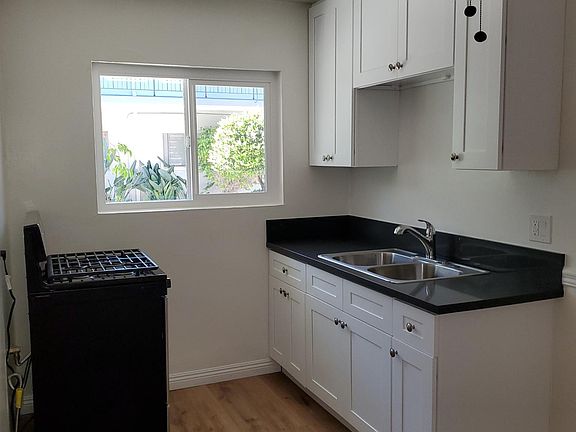 3rd image of 7745 Laurel Canyon Blvd #12