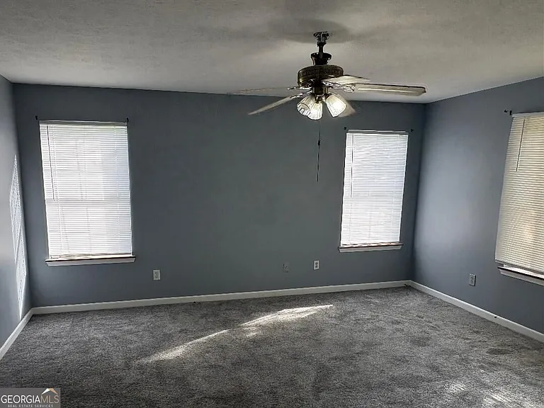 6565 Emerald Pointe Cir — Photo 9