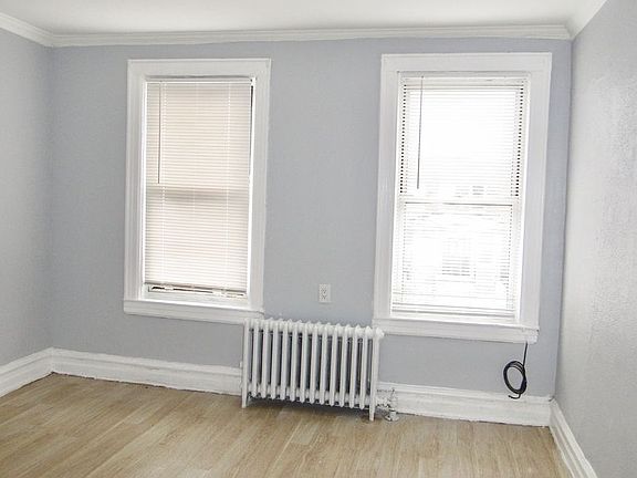 2nd image of 2229 36th St #2