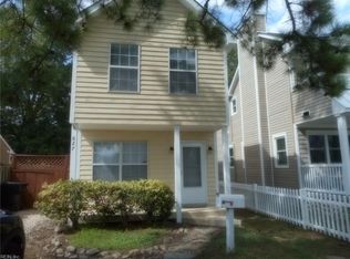 627 25th St, Virginia Beach, VA 23451