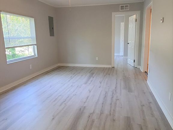 4th image of 6953 Hunnicutt Ln