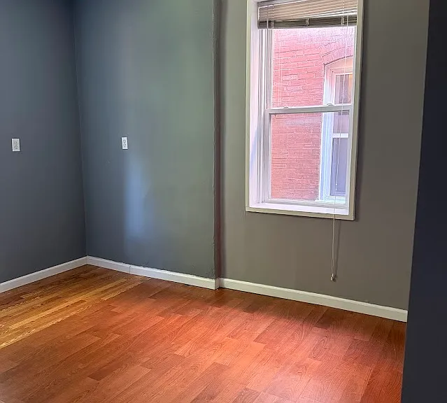4261 Russell Blvd — Photo 27
