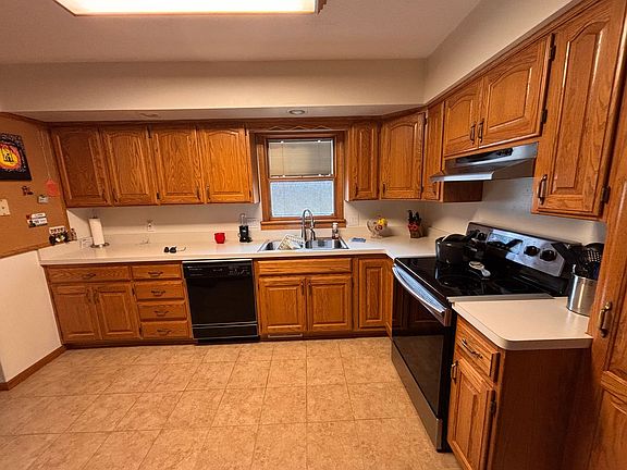5th image of 1505 Westwind Dr