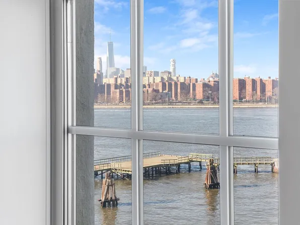 184 Kent Ave APT C412, Brooklyn, NY 11249