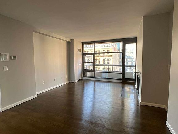 4th image of 120 W 23rd St APT 13A