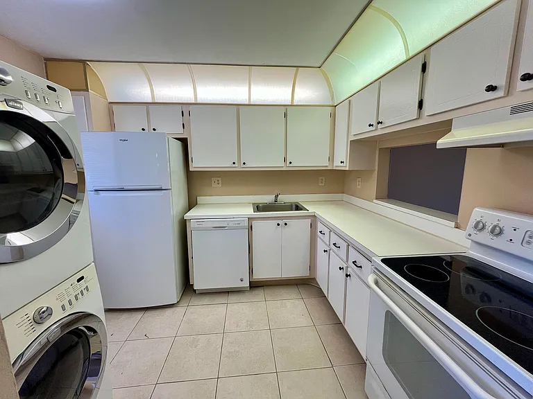 2500 Fiore Way #1110 — Photo 3