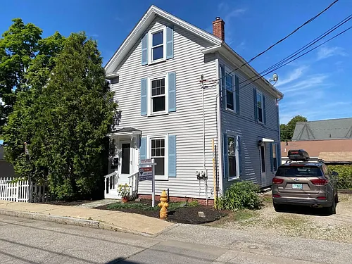 8 Pleasant St #B Photo 1