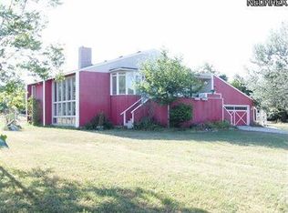 4472 Beach Rd, Medina, OH 44256