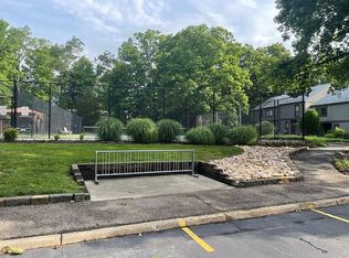 11816 S Briar Patch Dr, Midlothian, VA 23113