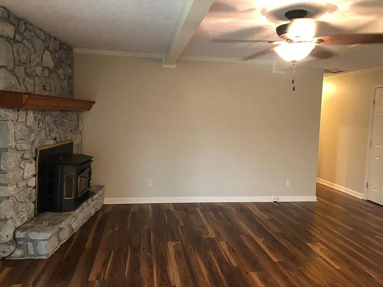2799 W Buena Vista St — Photo 4