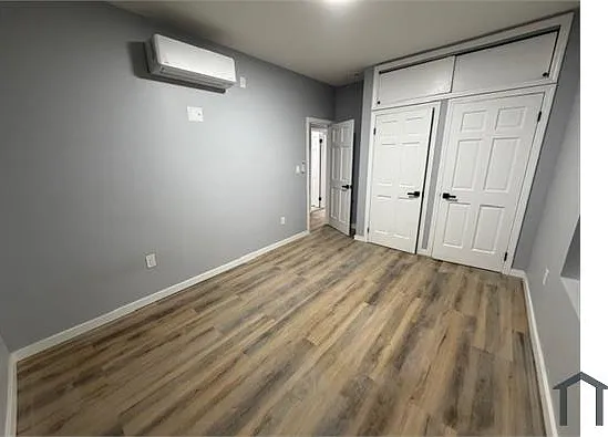 1044 Manor Ave #1 — Photo 13