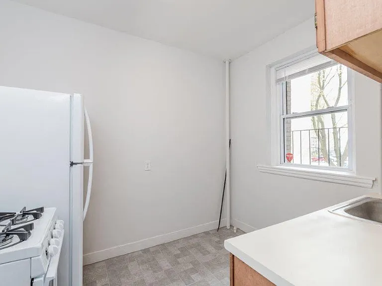 49 Worthington St — Photo 36