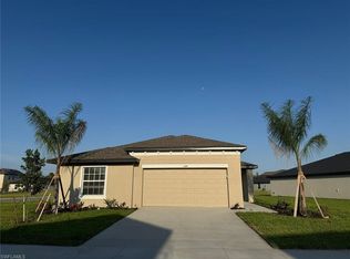 17644 Paradiso Way, North Fort Myers, FL 33917