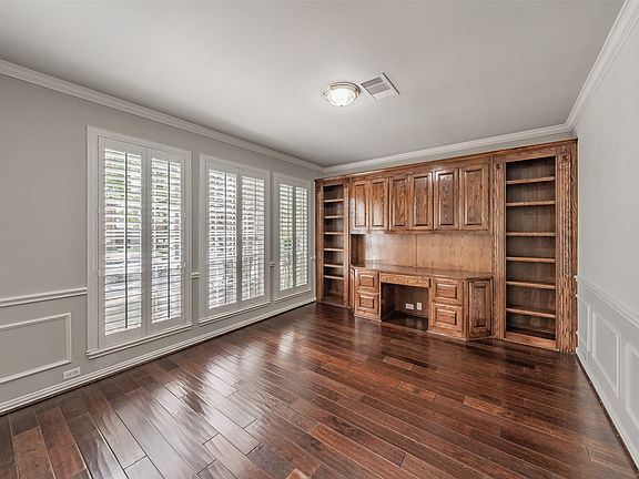 4th image of 113 Woodland Cv
