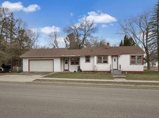302 W Division St, Wautoma, WI 54982