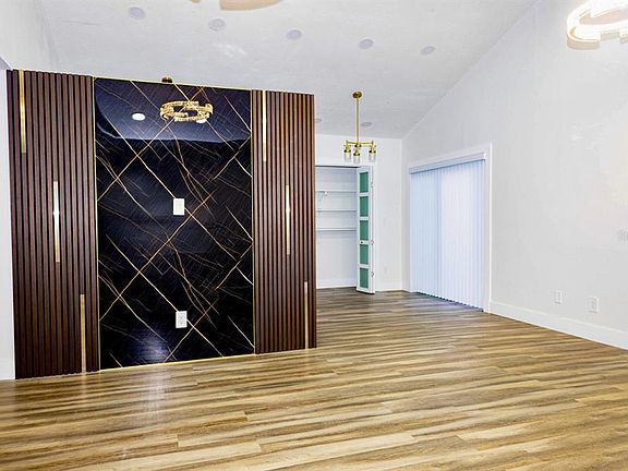 5th image of 8709 Marlin Ct
