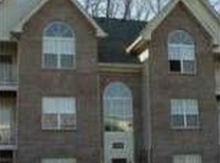 4126 Monument Ct UNIT 202, Fairfax, VA 22033