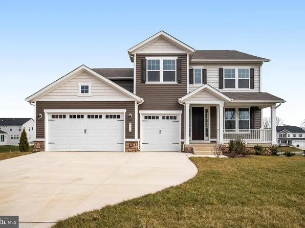 216 Camwood Ct, Fredericksburg, VA 22405