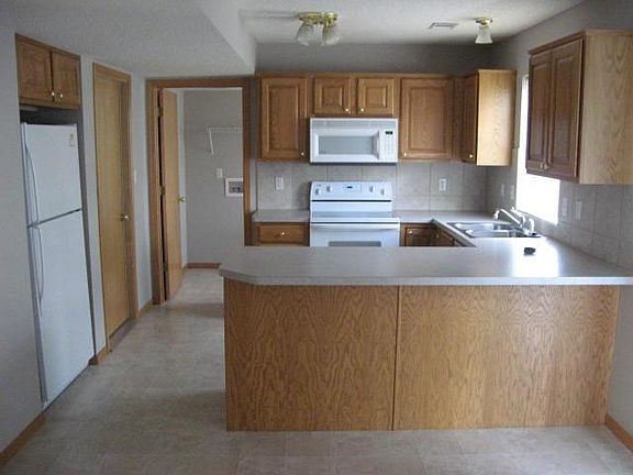 Spacious Kitchen