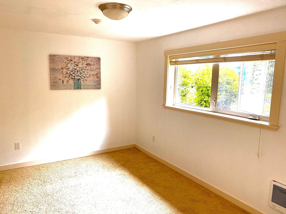 Bedroom #2 with closet.